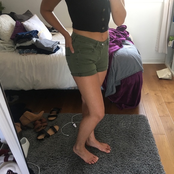 Green American eagle shorts - Picture 1 of 2